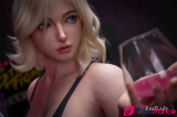 Poupée porno en silicone Joline la blonde séduisante 170cm bonnet C Real Lady