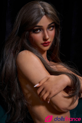 Poupée sexuelle silicone Kitty la latine bronzée 170cm bonnet C Real Lady