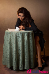 Poup&eacute;e en silicone grandeur nature Lena la parisienne 150cm bonnet B Real Lady