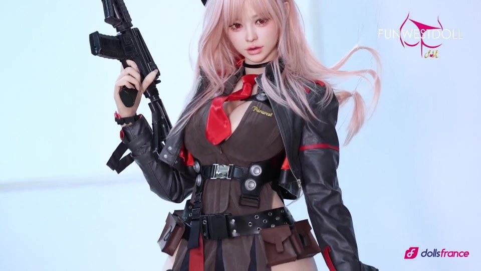 Lucy real doll taille réelle en silicone commando 157cm G-cup FunWestDoll
