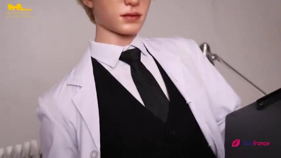Sex doll silicone homme Lucas séduisant docteur 170cm IronTech
