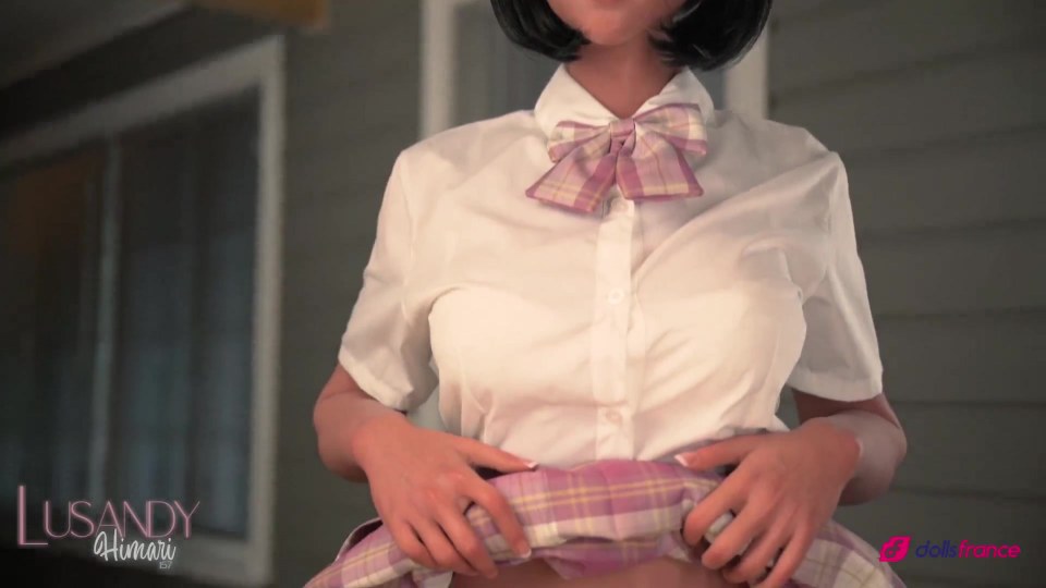 Poupée pour sexe en silicone Himari l'étudiante japonaise en uniforme 157cm bonnet B Lusandy